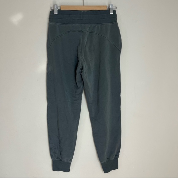 ATHLETA Balance jogger sage green size xsmall - Picture 8 of 8